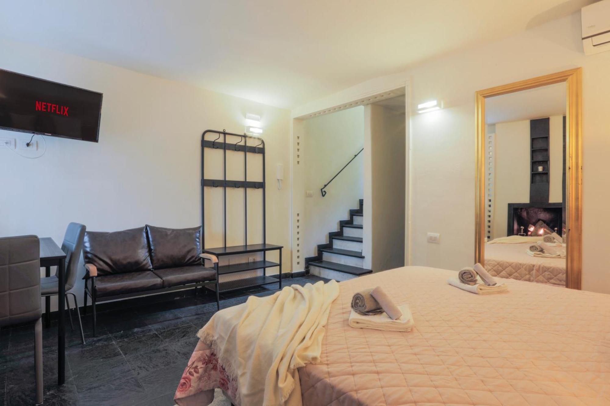 Fiera Milano-City Life Free Parking Villa Anglia' S Bridge Exteriör bild
